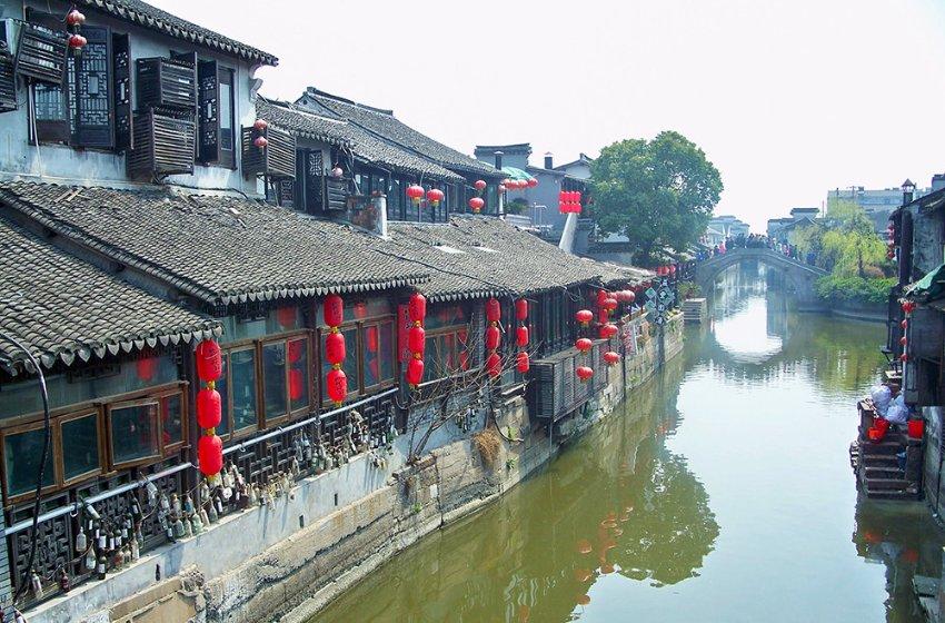 逃离水虎鱼湖